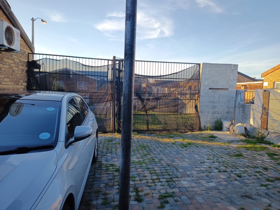 To Let 2 Bedroom Property for Rent in Heather Park Western Cape